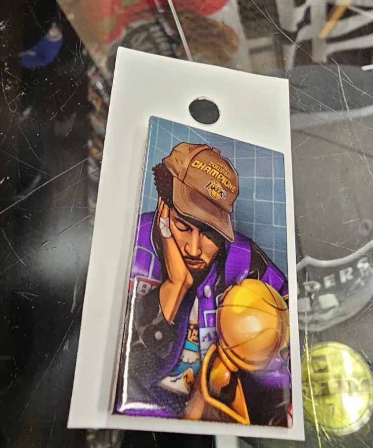 Kobe Bryant Los Angeles Lakers Throwback NBA Champion Pin