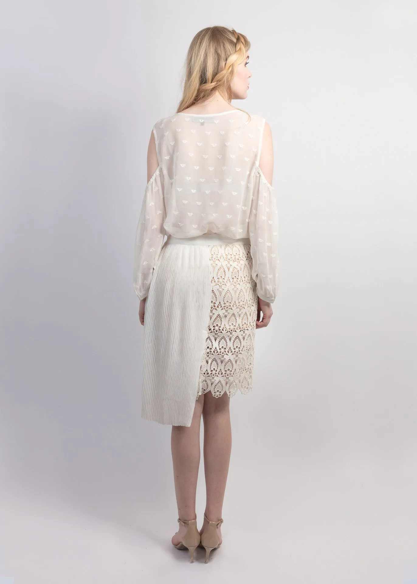 Lace skirt with Georgette pleated panel overlay