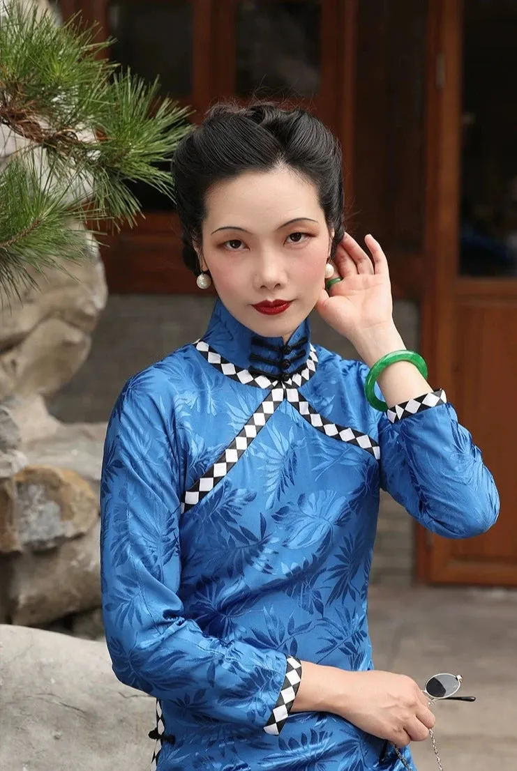 Untold Tales 尘封的故事 1940s Checker Print Satin Long Sleeve Qipao